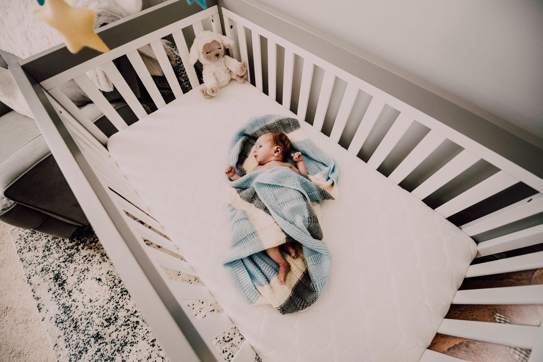 Bébé qui dort paisiblement